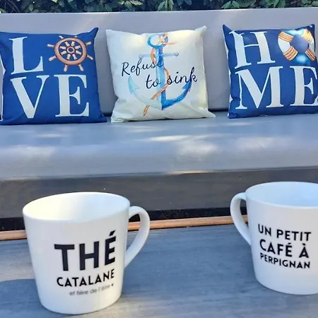 Barcares Sur L'ile Des Pecheurs Insolite Entre Marin Et Bord De 8 Couchages Wifi Parking Piscine Ouverte * Le Barcarès